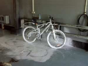 Где лучше мыть велосипед